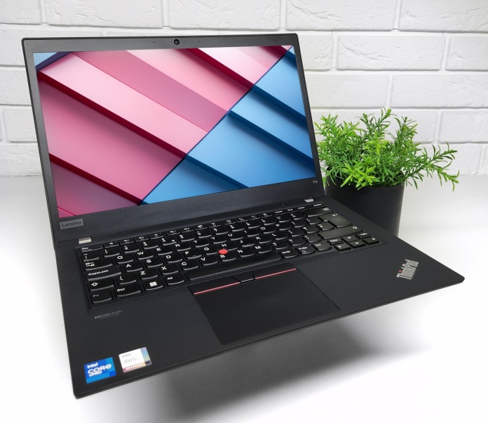 Laptop Lenovo ThinkPad T14 Gen 2 - realne zdjęcie produktu